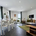 Spacieux Loft Moderne -